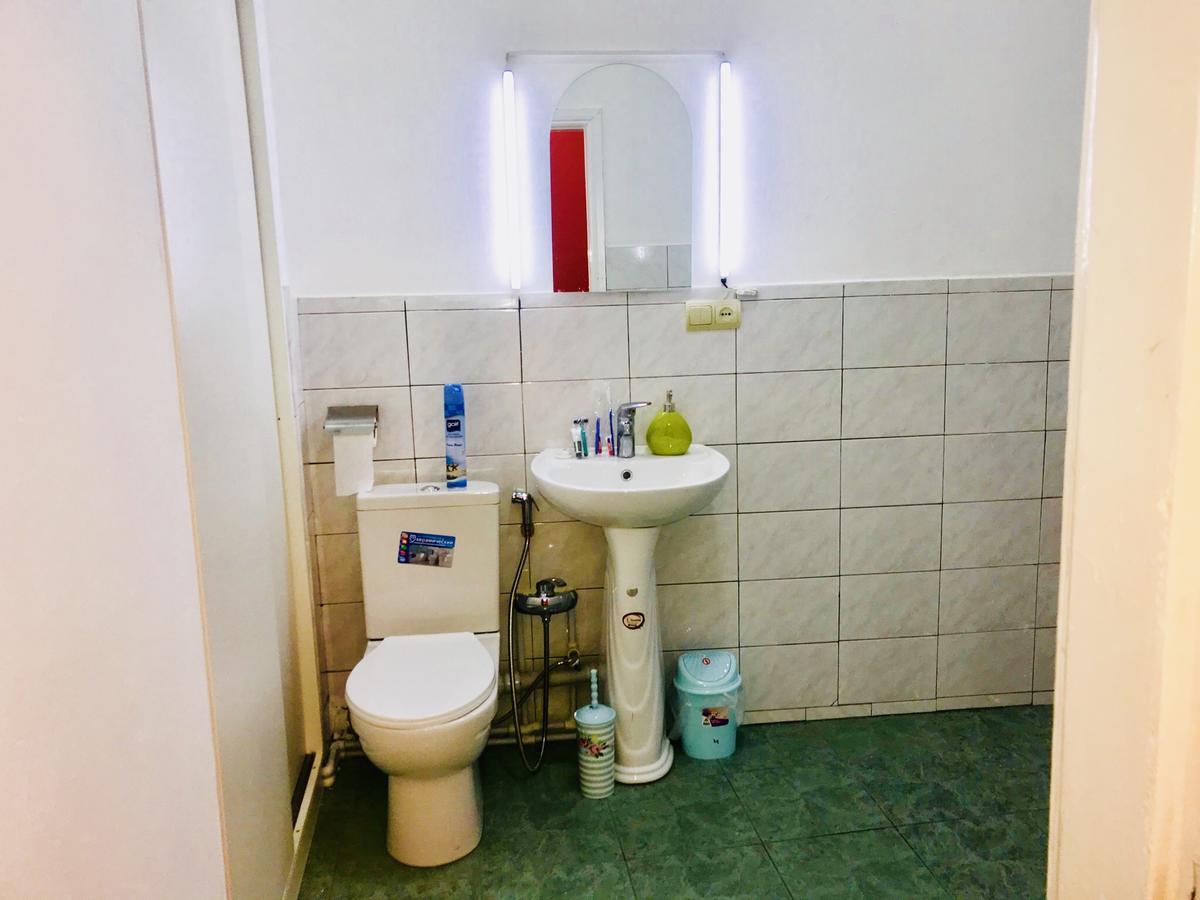 Check-In Apartment Near Fountain Square Vidadi Str Baku Luaran gambar