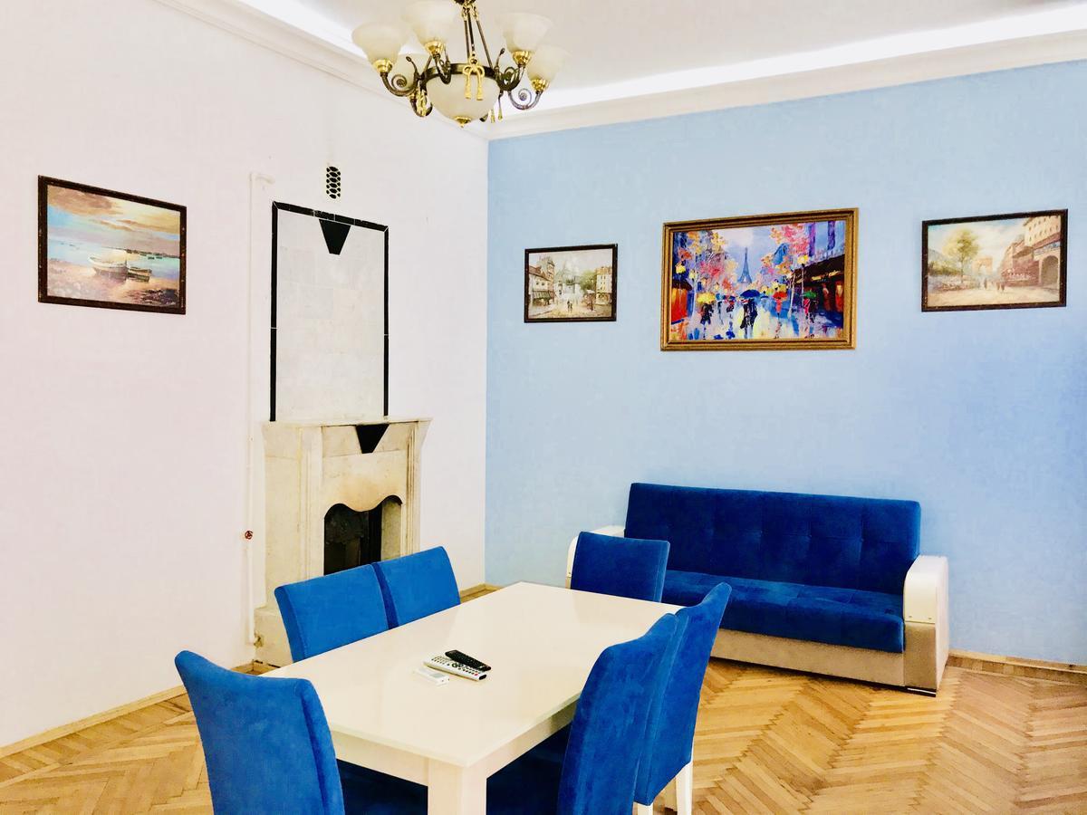 Check-In Apartment Near Fountain Square Vidadi Str Baku Luaran gambar