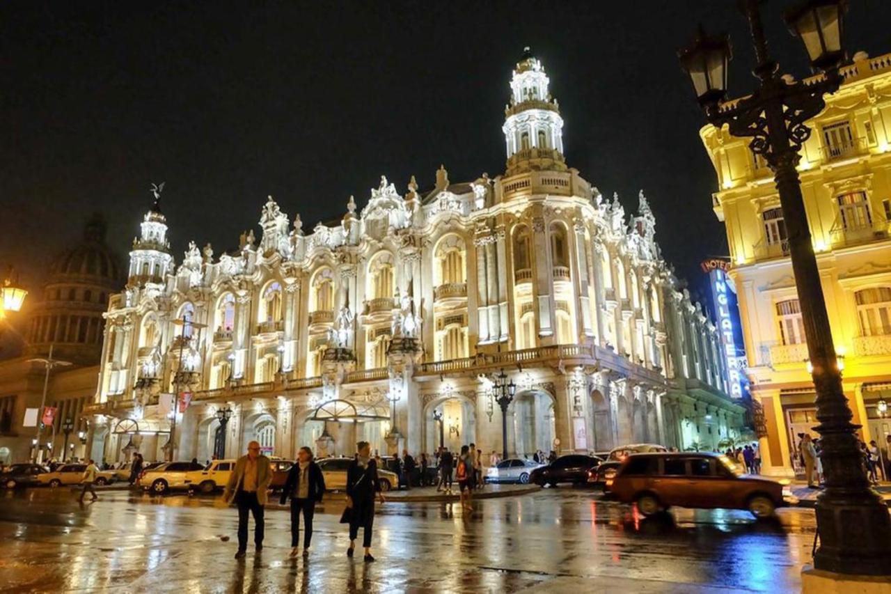 Check-In Apartment Near Fountain Square Vidadi Str Baku Luaran gambar